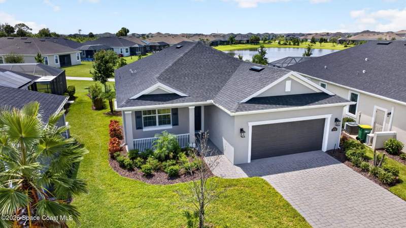 4 bedroom Single Family Residence at 8098 Dobre Way, Sendero Cove & Sierra Cove At Addison Village Phase 2, Melbourne — photo 2