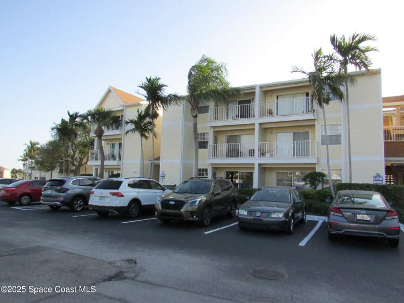 2 bedroom Condominium at 1850 Charlesmont Drive #7118, Beach Club Condominium, Melbourne — photo 2
