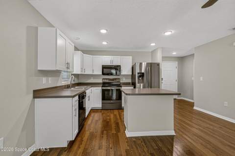 730 Scott Avenue, Palm Bay FL - photo 17 of 35