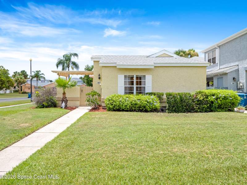 2 bedroom Townhouse at 1445 Malibu Circle #107, Port Malabar Country Club Unit 7, Palm Bay — photo 3