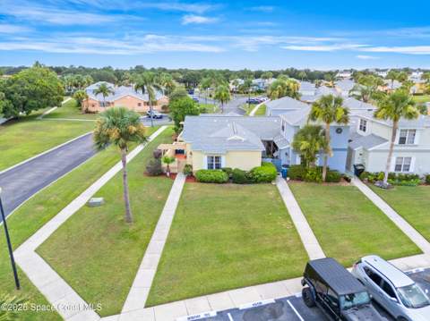 1445 Malibu Circle #107, Palm Bay FL - photo 22 of 33