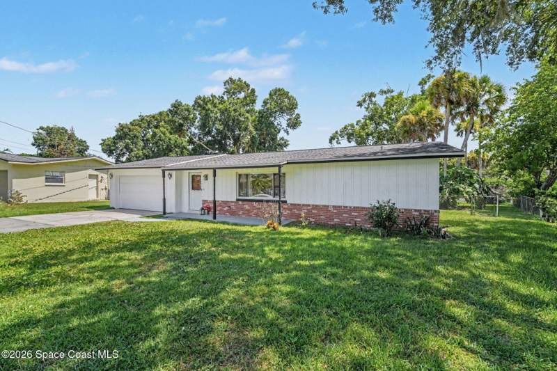 4 bedroom Single Family Residence at 1322 Royal Birkdale Circle, Rockledge Country Club Estates Sec 1 N, Rockledge — photo 3