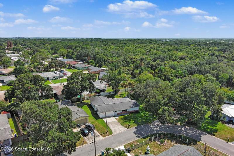 4 bedroom Single Family Residence at 1322 Royal Birkdale Circle, Rockledge Country Club Estates Sec 1 N, Rockledge — photo 4