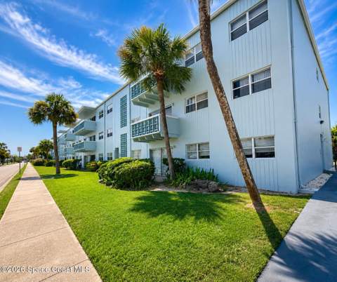 223 Columbia Drive #102, Cape Canaveral FL - photo 16 of 39