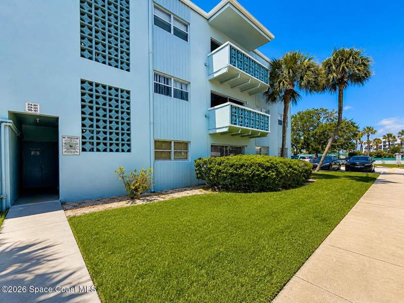3 bedroom Condominium at 223 Columbia Drive #102, The Plaza Condo, Cape Canaveral — photo 4