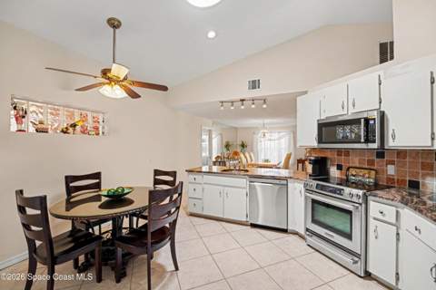 209 Chalet Avenue, Indialantic FL - photo 14 of 39