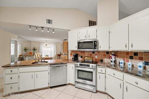 209 Chalet Avenue, Indialantic FL - photo 15 of 39