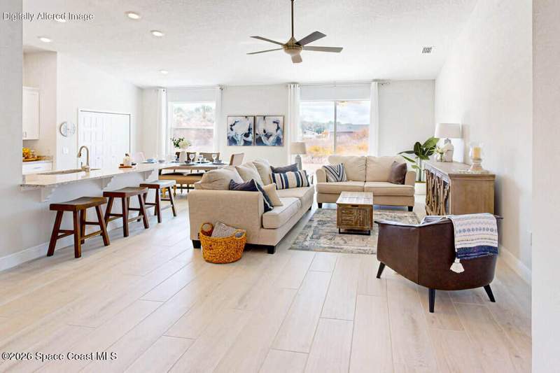 4 bedroom Single Family Residence at 551 Borraclough Avenue, Port Malabar Unit 13, Palm Bay — photo 4