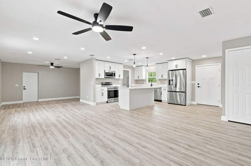 3 bedroom Single Family Residence at 2712 Padden Court, Cocoa Rico Ranchettes, Cocoa — photo 4
