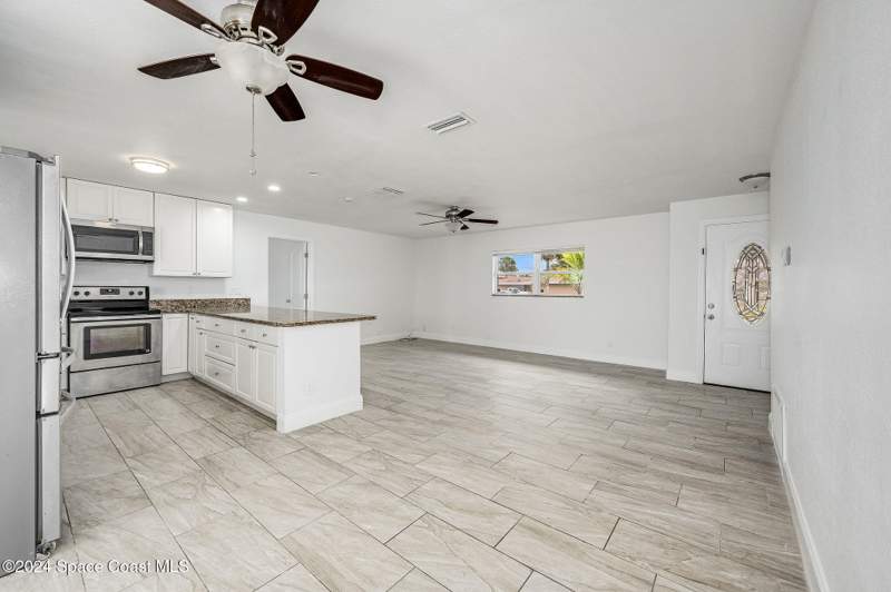 4 bedroom Single Family Residence at 1730 E Riviera Drive, Riviera Isles Sec 4, Merritt Island — photo 5