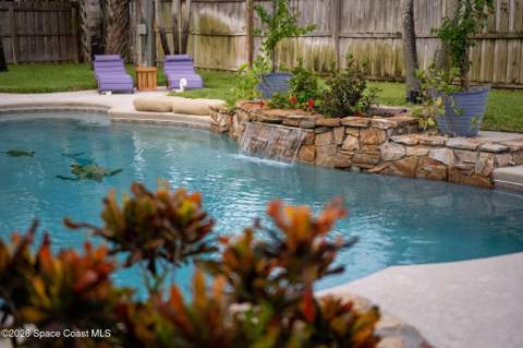 1105 Pawnee Terrace, Indian Harbour Beach FL - photo 7 of 111