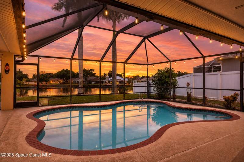 4 bedroom Single Family Residence at 3740 Sunward Drive, Sunset Lakes Pud Phase 2, Merritt Island — photo 4