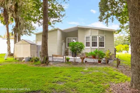 379 Holiday Park Boulevard, Palm Bay FL - photo 6 of 55