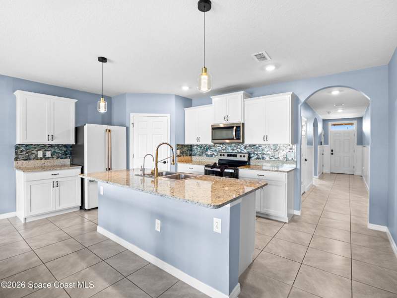 4 bedroom Single Family Residence at 1814 Farmhouse Road, Cypress Bay Preserve Phase 2, Palm Bay — photo 3