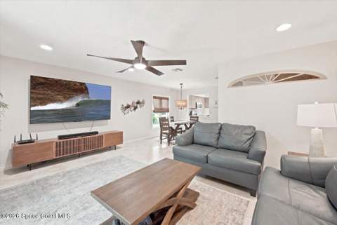 200 3rd Avenue #6, Melbourne Beach FL - photo 7 of 44