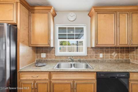2504 Plantation Drive, Melbourne FL - photo 10 of 27