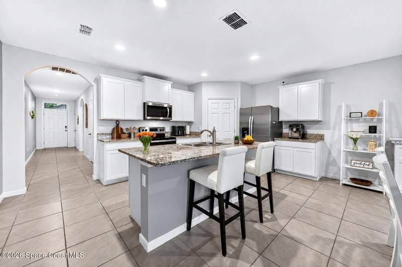 4 bedroom Single Family Residence at 1581 Mineral Loop Drive, Avery Springs, Palm Bay — photo 5