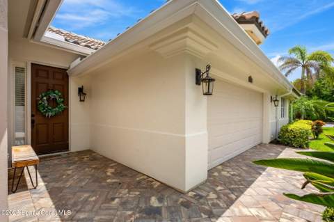 162 Whaler Drive, Melbourne Beach FL - photo 8 of 75