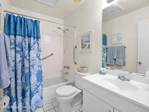1445 Malibu Circle #107, Palm Bay FL - photo 17 of 33