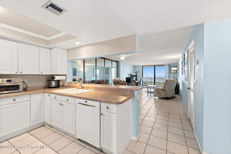 1 bedroom Condominium at 1890 N Atlantic Avenue #A302, Royale Towers Condo Ph I, Cocoa Beach — photo 5