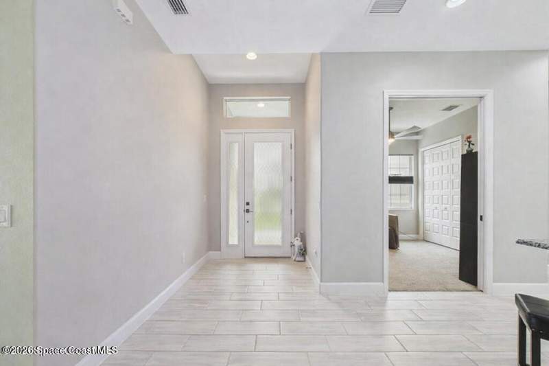 3 bedroom Townhouse at 2940 Avalonia Drive, Avalonia, Melbourne — photo 2