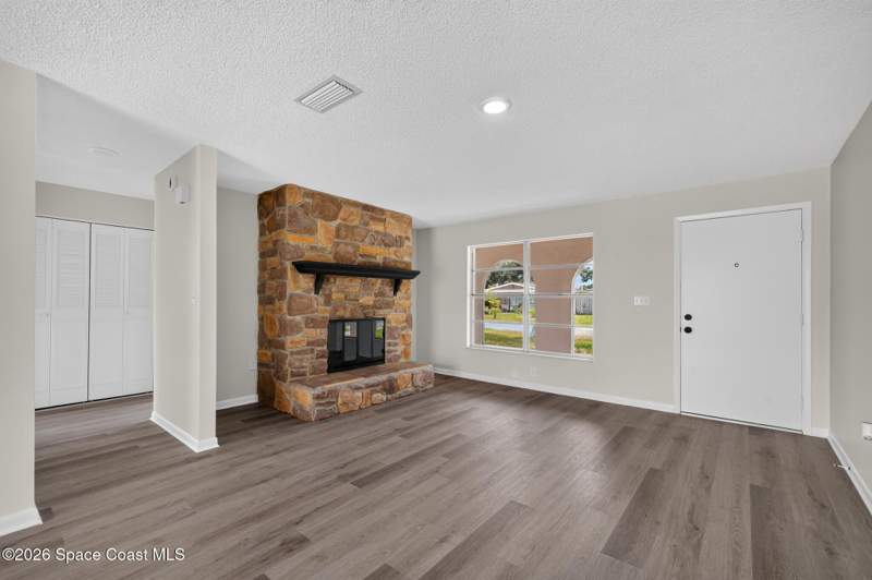 3 bedroom Single Family Residence at 5181 Frederick Avenue, Cannova Park Sec A, West Melbourne — photo 2