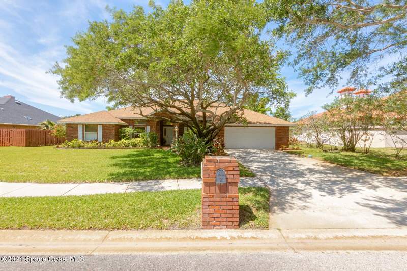 4 bedroom Single Family Residence at 410 Oriole Lane, Sanctuary Phase 2 The, Indialantic — photo 3
