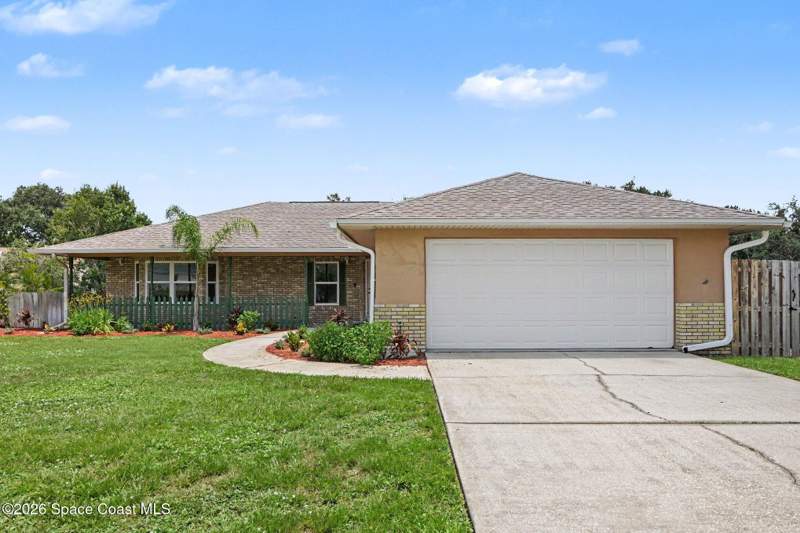 3 bedroom Single Family Residence at 1019 Mandarin Drive, Turkey Creek Subd, Palm Bay — photo 2