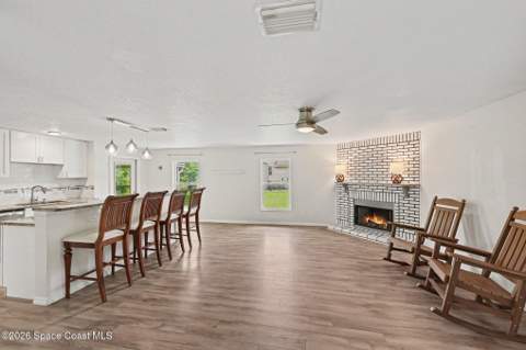 1019 Mandarin Drive, Palm Bay FL - photo 14 of 41