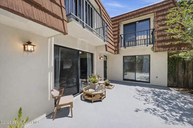 2 bedroom Townhouse at 2012 Dan Court, Vista Oaks West, Palm Bay — photo 3