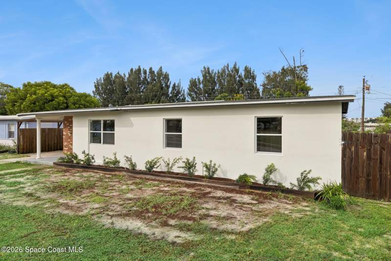 4 bedroom Single Family Residence at 1061 Bianca Drive, Port Malabar Unit 2, Palm Bay — photo 4
