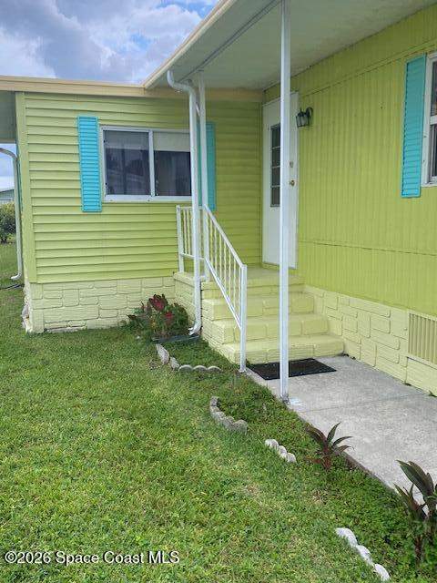 2 bedroom Manufactured Home at 570 Marnie Circle, Hollywood Estates, West Melbourne — photo 2