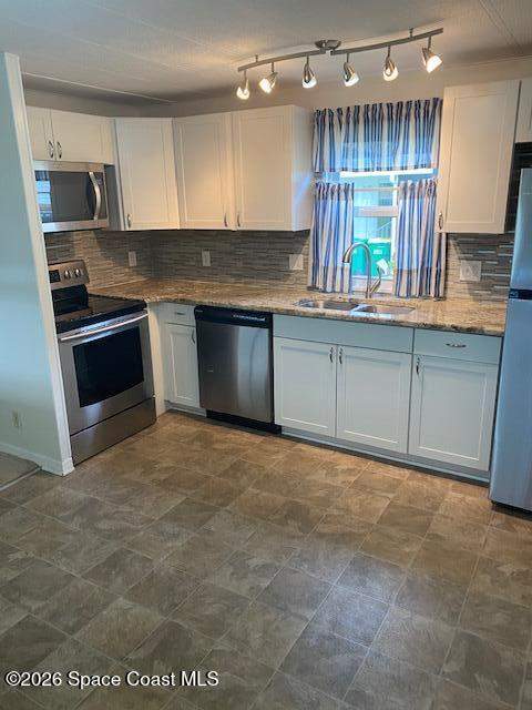 2 bedroom Manufactured Home at 570 Marnie Circle, Hollywood Estates, West Melbourne — photo 5