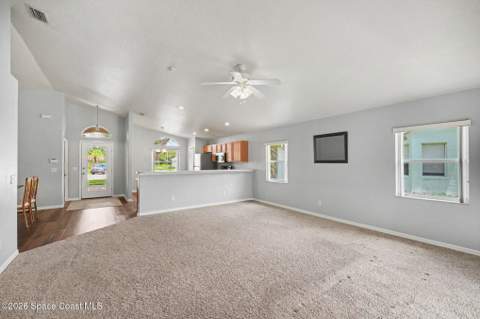 2476 Hidden Pine Lane, Palm Bay FL - photo 13 of 34