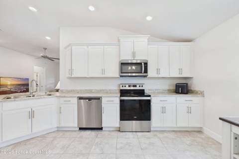 1723 Middlebury Drive, Palm Bay FL - photo 16 of 91