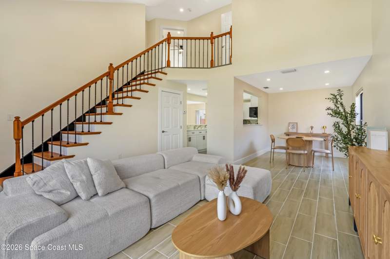 4 bedroom Single Family Residence at 2333 Meadow Cove Boulevard, Meadow Cove, Melbourne — photo 2