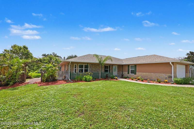 3 bedroom Single Family Residence at 1019 Mandarin Drive, Turkey Creek Subd, Palm Bay — photo 3