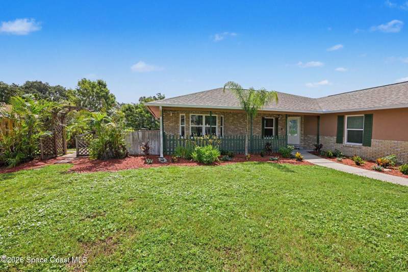 3 bedroom Single Family Residence at 1019 Mandarin Drive, Turkey Creek Subd, Palm Bay — photo 4