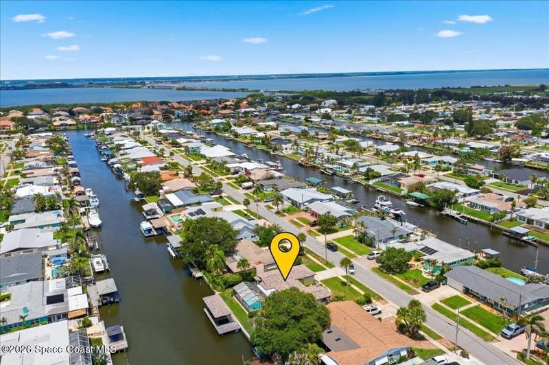 3 bedroom Single Family Residence at 424 Cardinal Drive, Waterway Estates 3rd Addn, Satellite Beach — photo 3