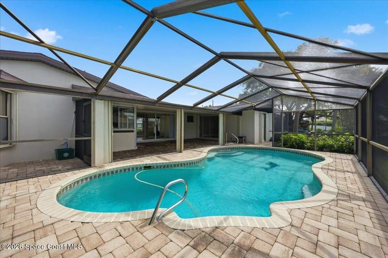 3 bedroom Single Family Residence at 424 Cardinal Drive, Waterway Estates 3rd Addn, Satellite Beach — photo 4
