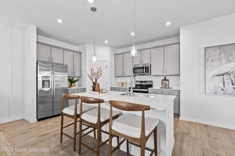 806 Castleford Avenue, Palm Bay FL - photo 10 of 49