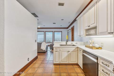 5595 S Highway A1a, Melbourne Beach FL - photo 16 of 63