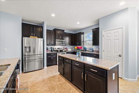 634 Easton Forest Circle, Palm Bay FL - photo 22 of 46