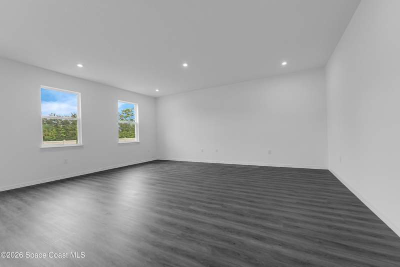5 bedroom Single Family Residence at 1422 Dunblane Way, Reserve at Country Club Lakes Estates, Palm Bay — photo 5