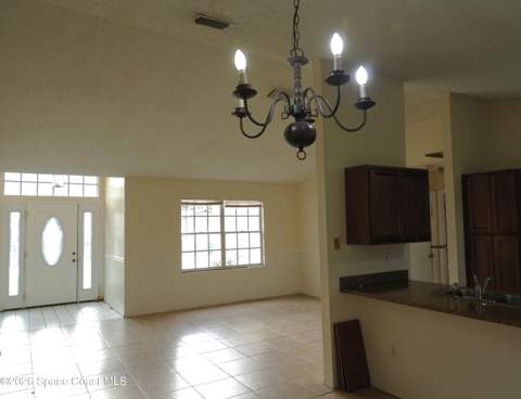 891 Parsons Circle, Palm Bay FL - photo 8 of 31