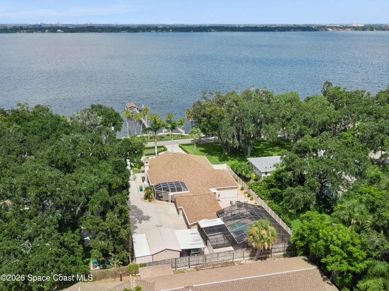 4 bedroom Single Family Residence at 949 N Indian River Drive, Crestview, Cocoa — photo 4