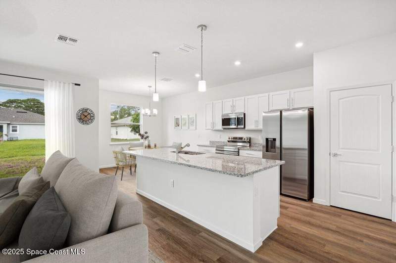 4 bedroom Single Family Residence at 1615 Capistrano Avenue #44, Port Malabar Unit 44, Palm Bay — photo 5