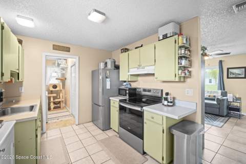 383 Lisa Road, Palm Bay FL - photo 8 of 21