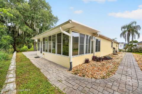 4421 Sugarberry Lane, Titusville FL - photo 10 of 46