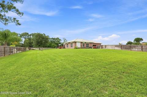 8605 Lake Ridge Drive, Palm Bay FL - photo 17 of 59